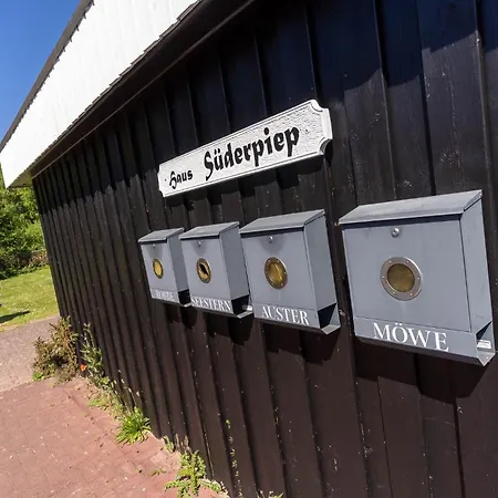 Suederpiep - 4 Individuelle Nahe Suedstrand Moewe - Stilvolle Maisonette Fuer Bis Zu 4 Personen *