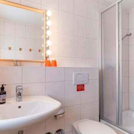 Suederpiep - 4 Individuelle Nahe Suedstrand Moewe - Stilvolle Maisonette Fuer Bis Zu 4 Personen *